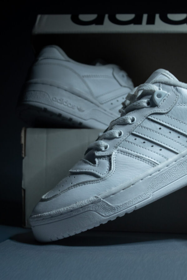 RIVALRY LOW TRIPLE WHITE