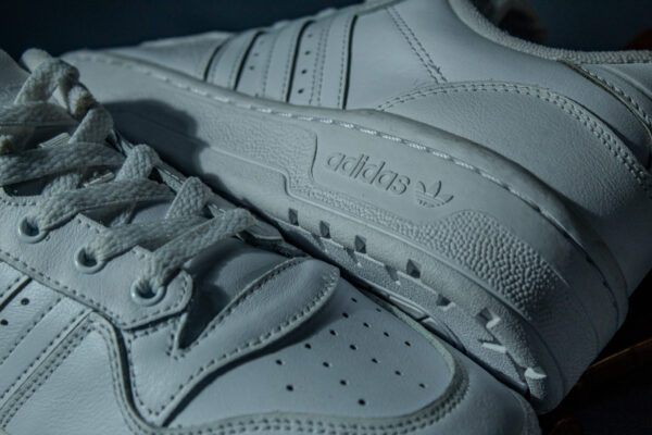 RIVALRY LOW TRIPLE WHITE