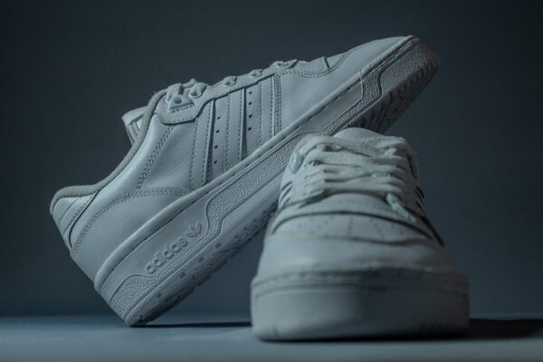 RIVALRY LOW TRIPLE WHITE